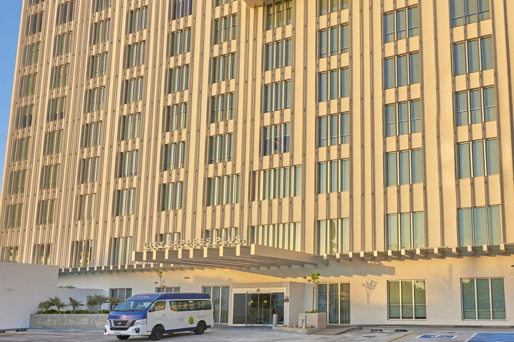 Hotel Express By Marriott Mexicali