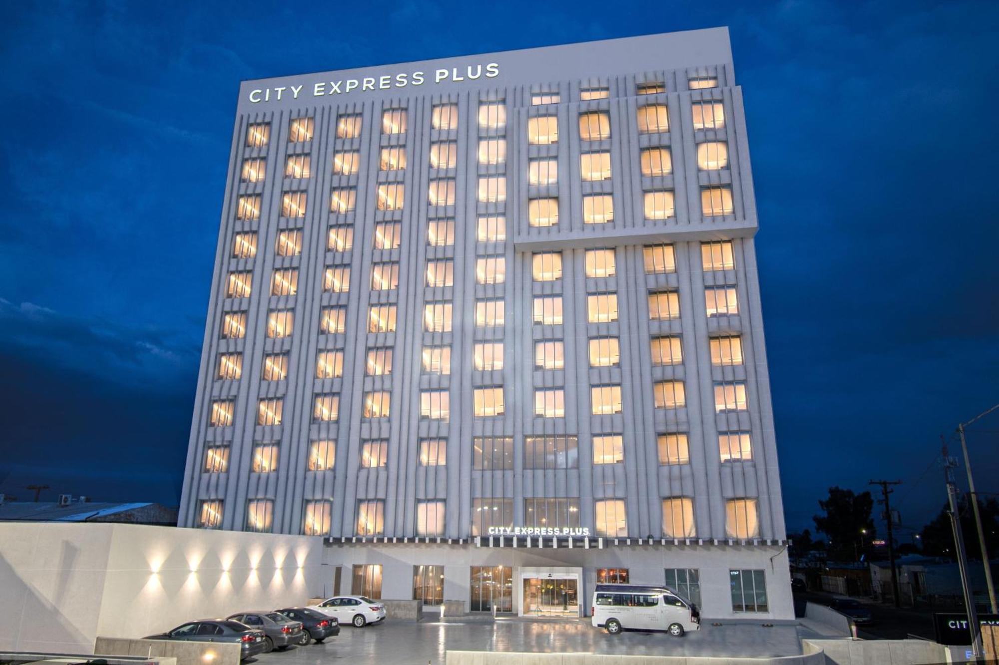 Express By Marriott Hotel 4*